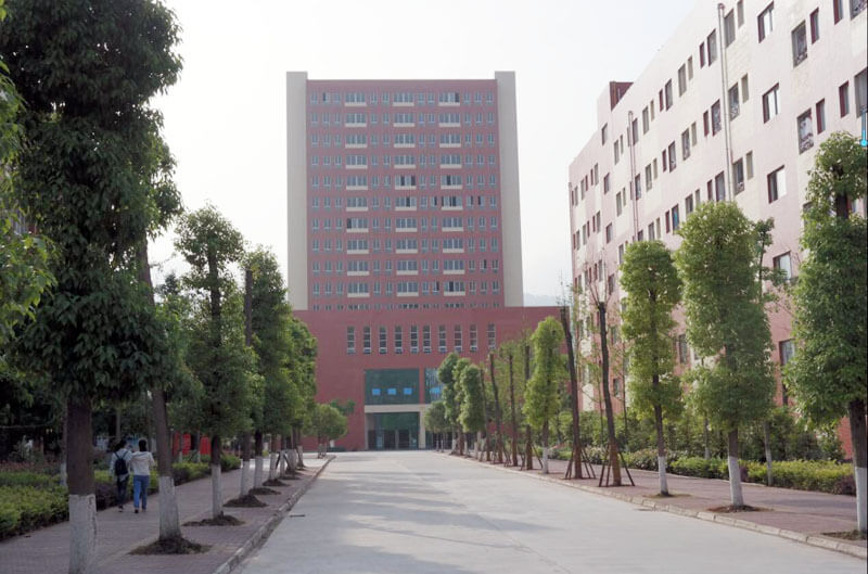 達州銘仁園中學(xué)校園風(fēng)采