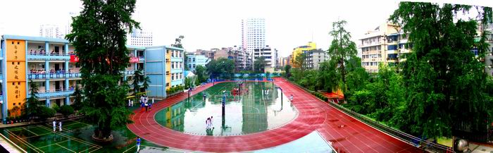 成都石室聯(lián)合中學(xué)地理位置在哪兒？