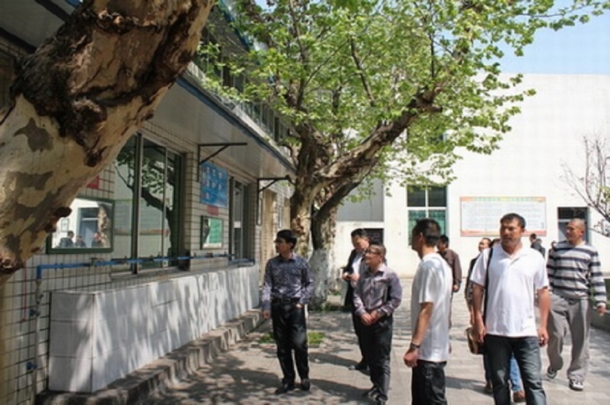 華潤高級中學(xué)地址在哪里？