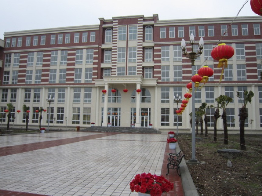 四川師范大學附屬第三實驗中學聯(lián)系電話是多少？