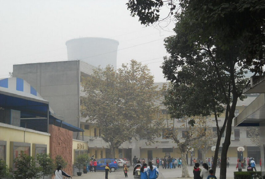 成都列五中學在哪個位置？