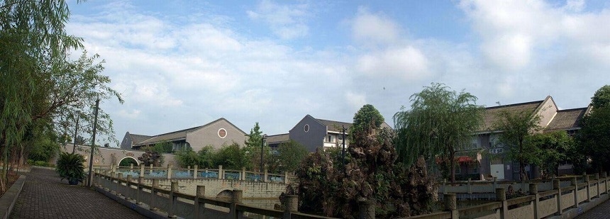 安仁中學地址在哪里？