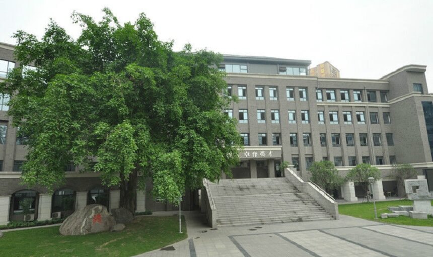 成都樹德中學(xué)校園環(huán)境怎么樣？