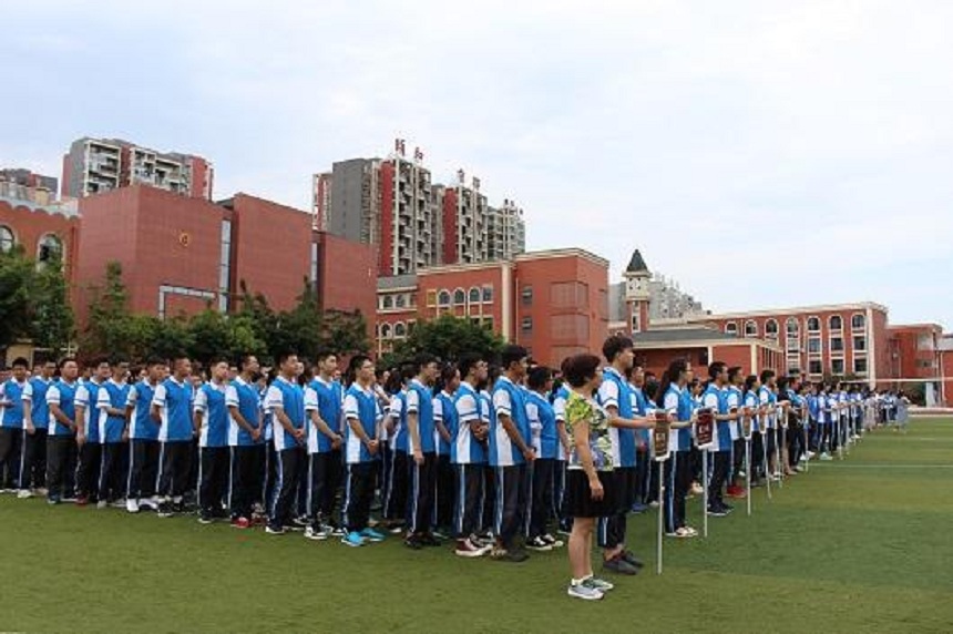 成都第三十七中學2019年中考錄取情況