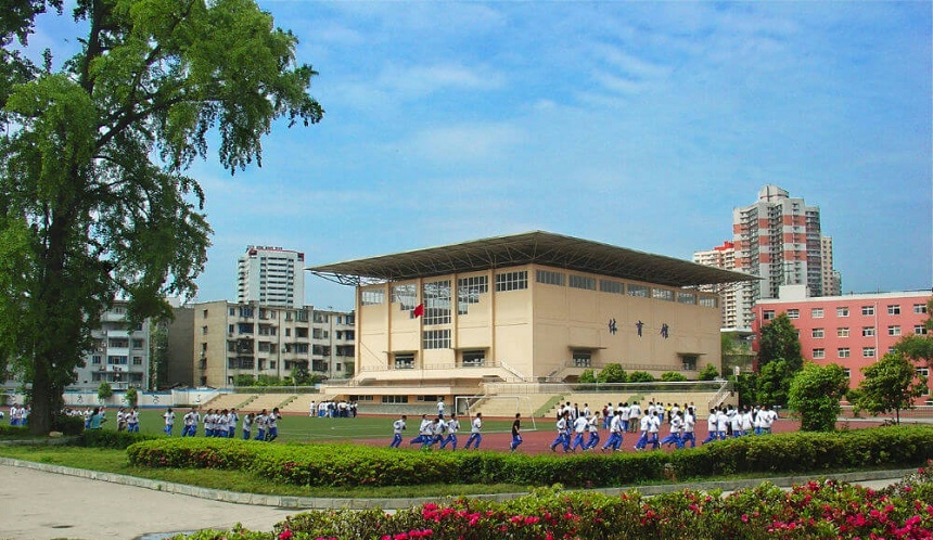 成都鐵路中學(xué)在哪？