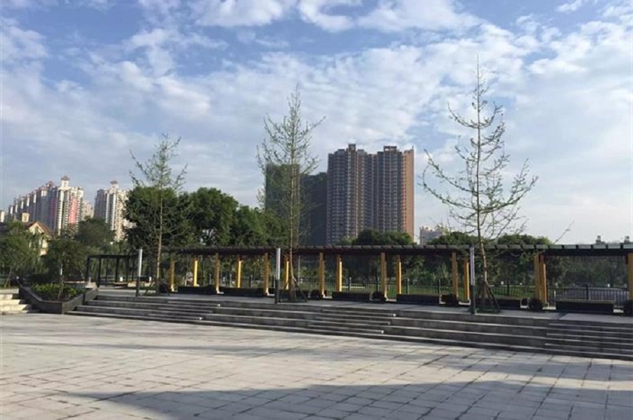 成都三原外國語學校校園環(huán)境怎么樣？