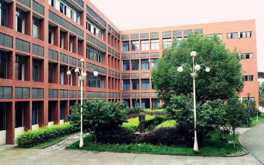 江油一中地址在哪兒？