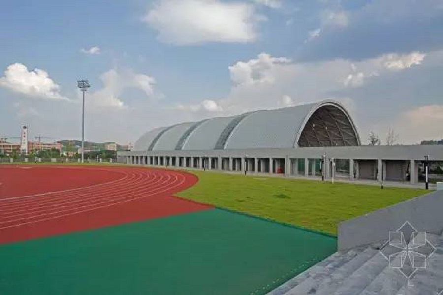 綿陽市奧林匹克體育學校是公辦的嗎？
