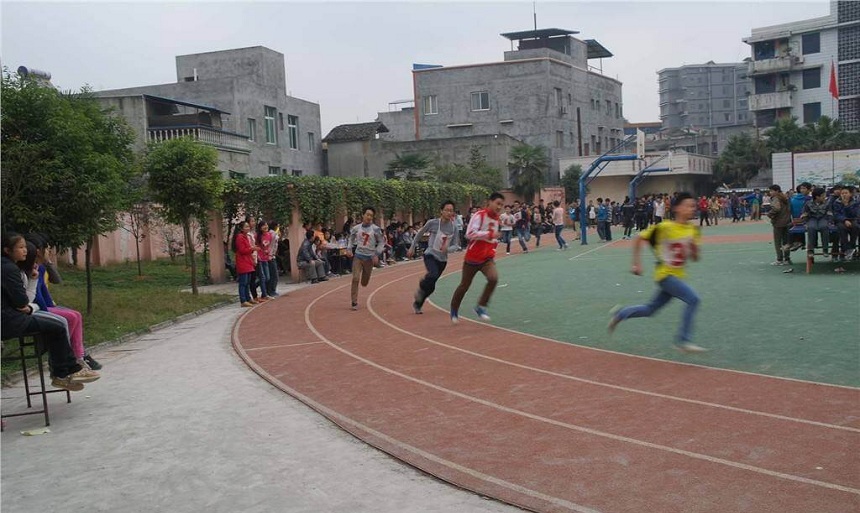 清水中學是公辦高中嗎？