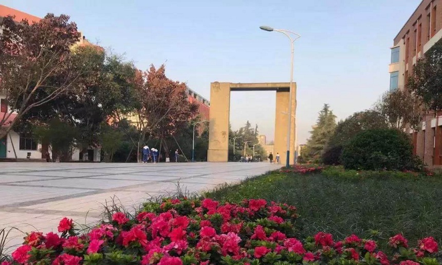 羅江中學(xué)在哪里，有沒有地址？