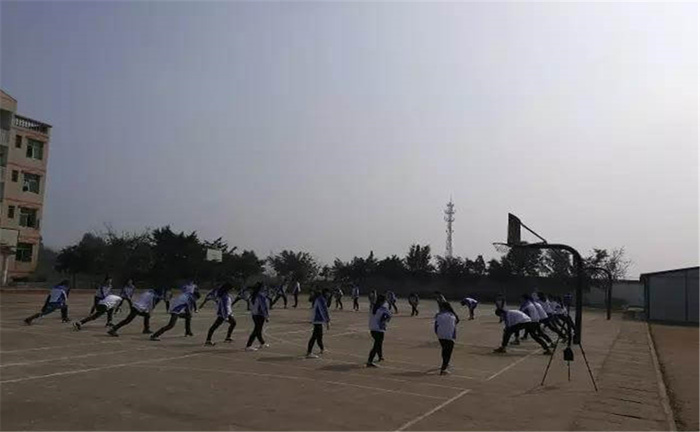 內(nèi)江市第十一中學(xué)2020年中考錄取分?jǐn)?shù)線(xiàn)多少分？