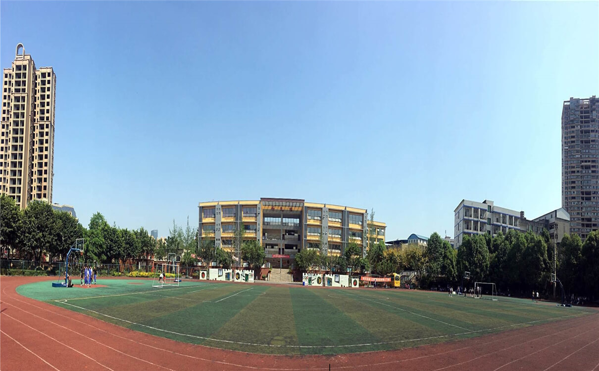 仁壽華達(dá)高中的高中怎么樣？