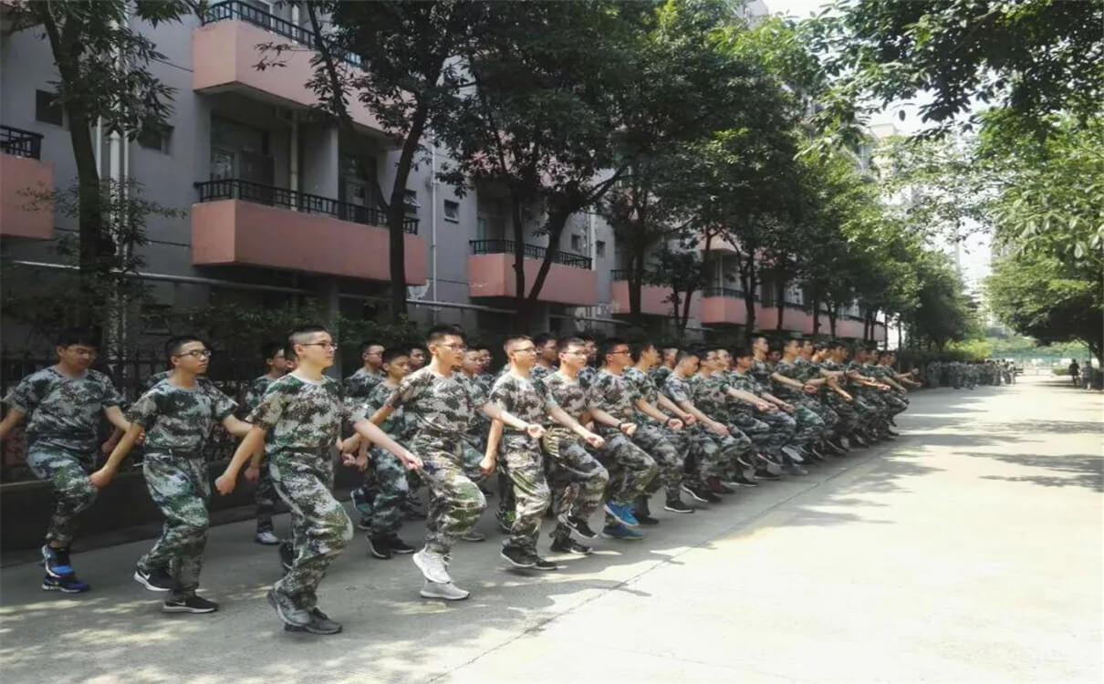川化中學(xué)2020年招生錄取分?jǐn)?shù)線是多少？