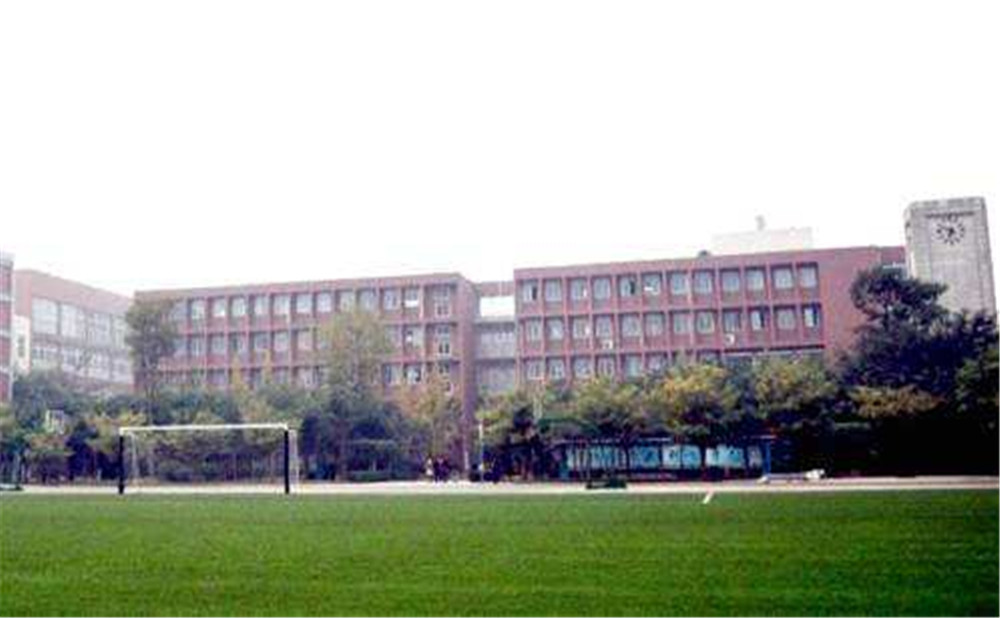 電子科技大學實驗中學近三年的錄取分數(shù)是多少？