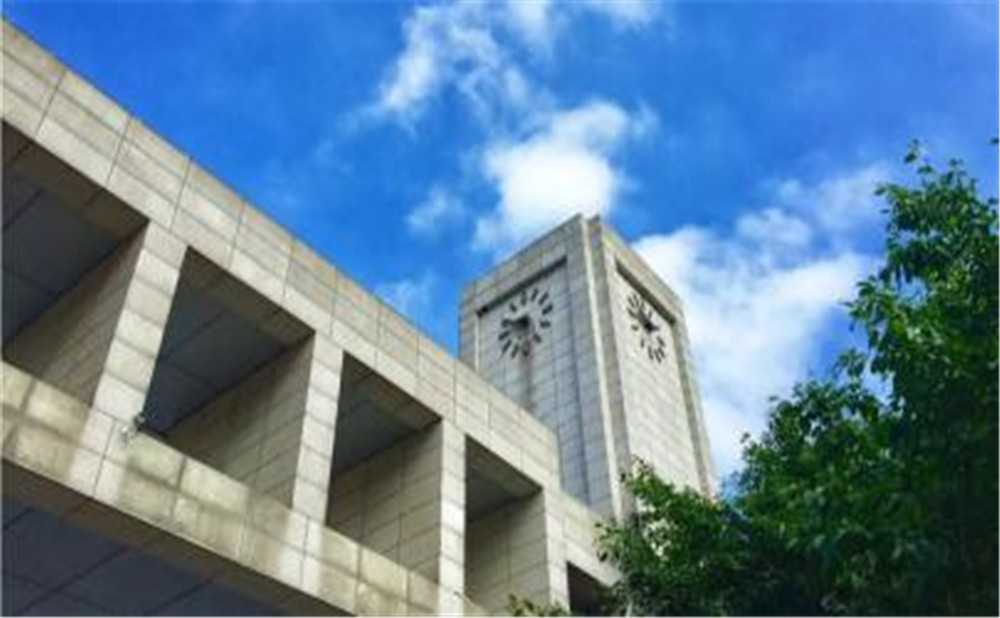 電子科技大學(xué)實驗中學(xué)的高中住宿怎么樣？