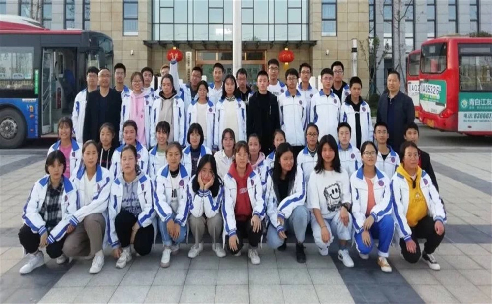 城廂中學(xué)老師怎么樣？