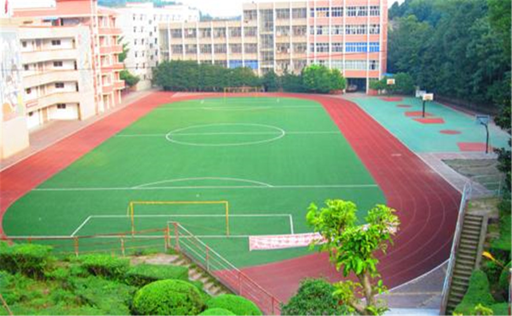 簡陽實(shí)驗(yàn)中學(xué)的高中住宿怎么樣？