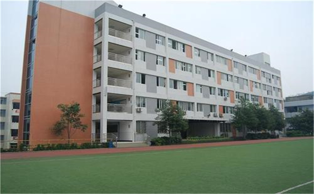 石橋中學(xué)近三年的錄取分?jǐn)?shù)是多少？