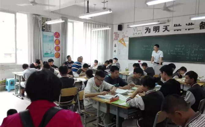 北大附中成都新津?yàn)槊鲗W(xué)校的住宿環(huán)境怎么樣？