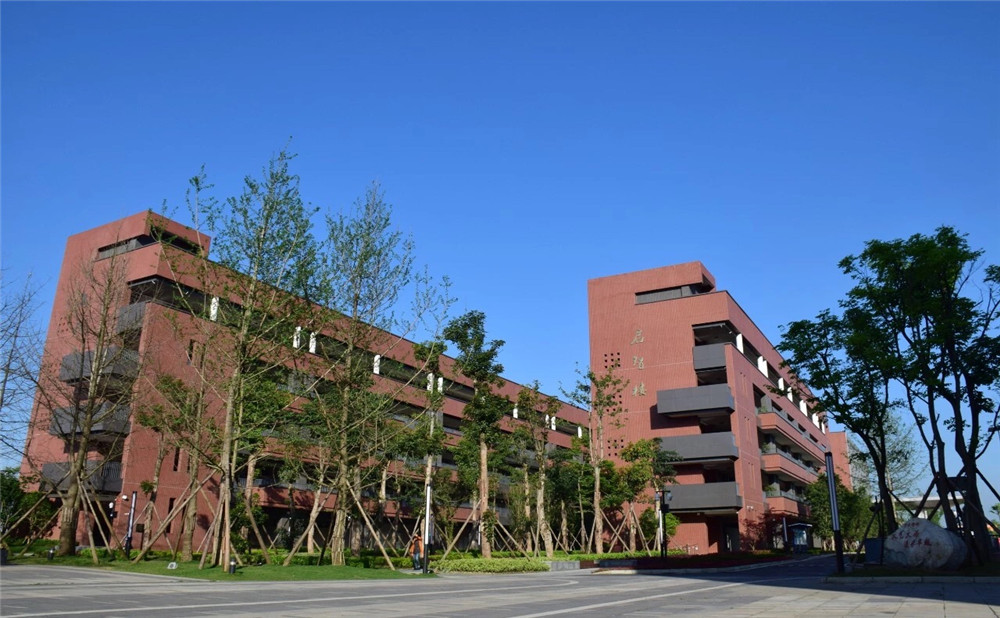 電子科技大學(xué)實驗中學(xué)本科升學(xué)率是多少？