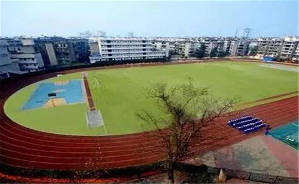 成都實外新都五龍山學(xué)校的住宿怎么樣？