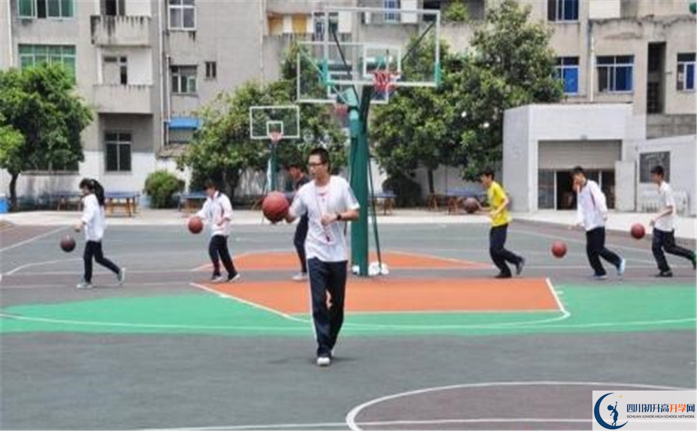 成都市太平中學(xué)的高中好不好？