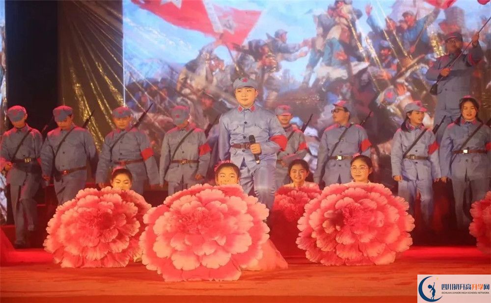 龍泉二中一年的學(xué)費(fèi)是多少？
