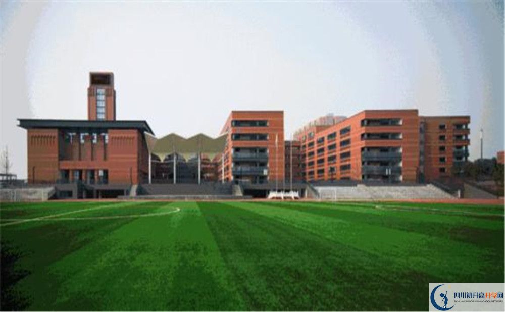 成都實(shí)外新都五龍山學(xué)校的高中住宿好不好？
