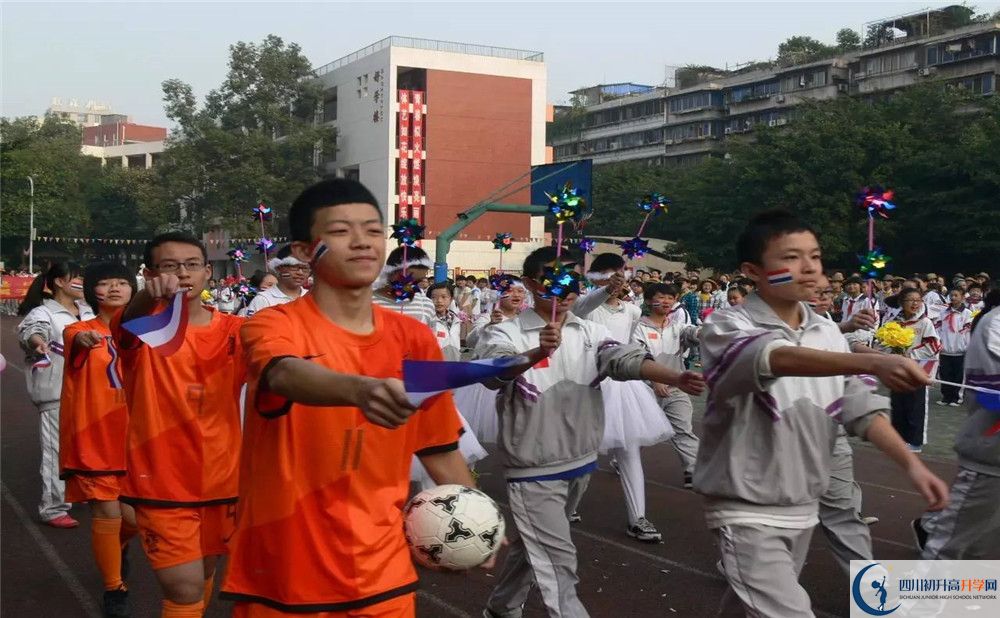 成都市石室聯(lián)中蜀華分校初升高難不難？