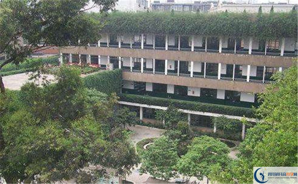 成都列五中學初升高難不難？
