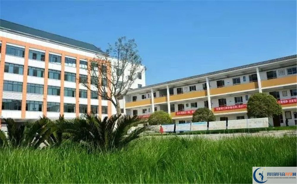 郫縣二中2020年保送清華北大的人數是多少？