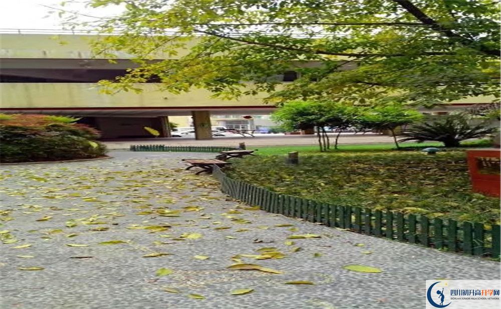 四川師范大學(xué)附屬第三實驗中學(xué)在全國高中排名多少？