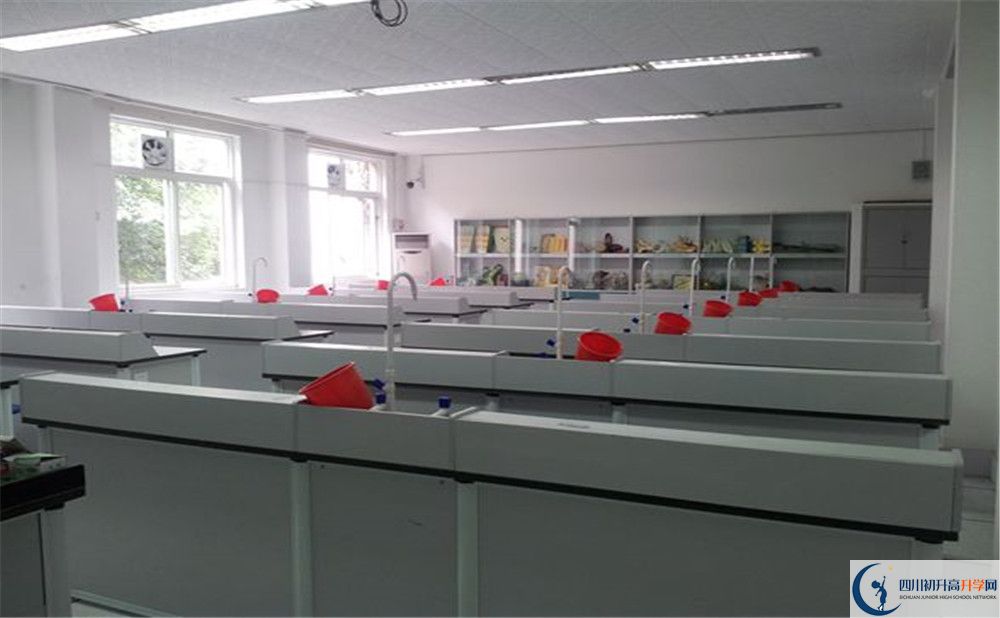 2020西南交通大學(xué)附屬中學(xué)平行班升學(xué)率高嗎？