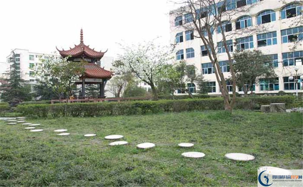 2020都江堰外國(guó)語(yǔ)實(shí)驗(yàn)學(xué)校高三英語(yǔ)期末試卷在哪看？