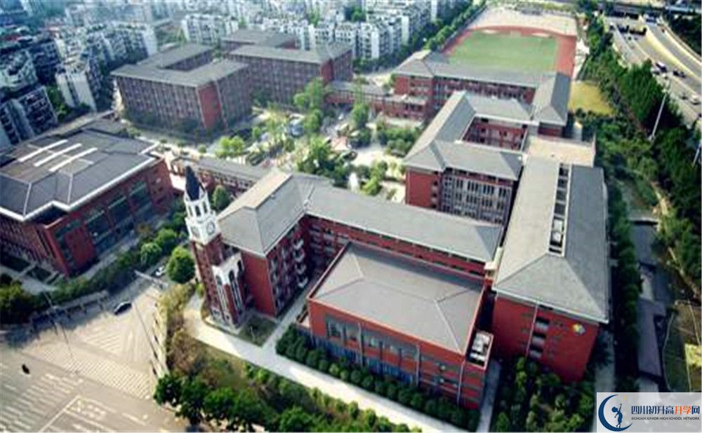成都七中萬達學校平行班中考重點率高嗎？