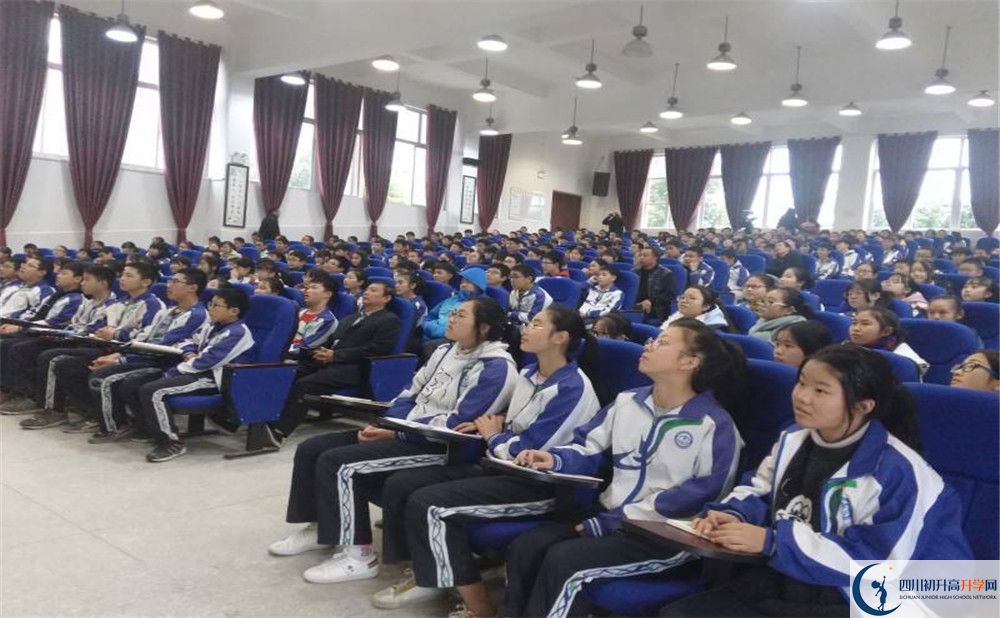 金堂實驗中學平行班中考重點率高嗎？