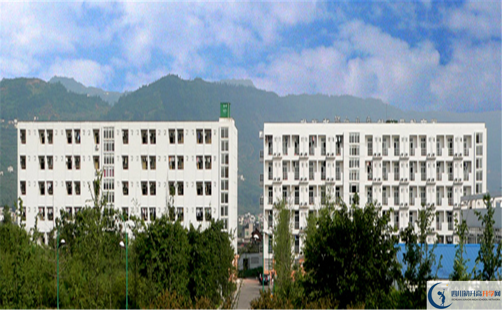 2020年成都市龍泉中學軍訓時間安排在哪看？