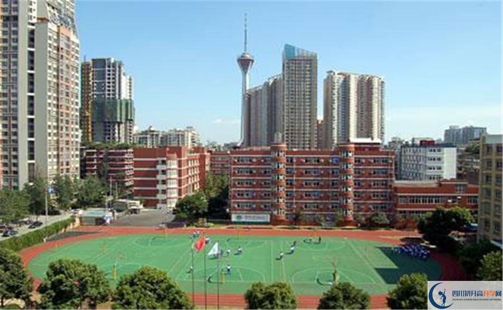 北師大成都實(shí)驗(yàn)中學(xué)軍訓(xùn)多久？