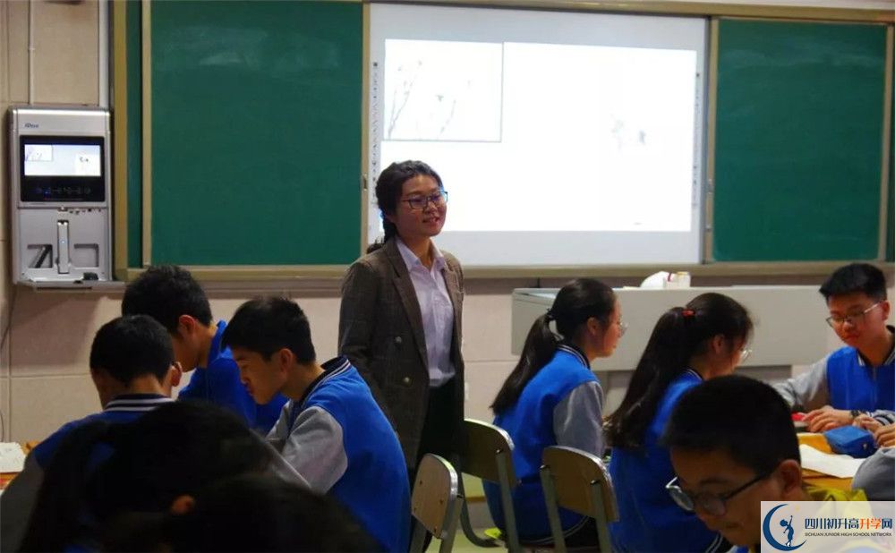 2020成都實(shí)驗(yàn)中學(xué)二診數(shù)學(xué)試題答案在哪看？