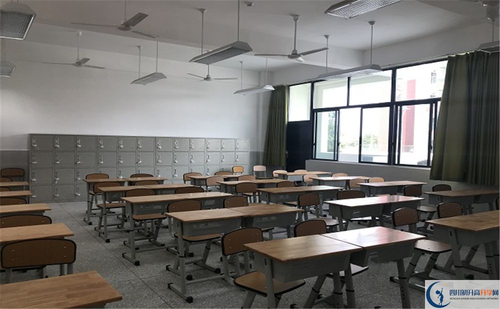 成都西川中學?高三診斷考試時間怎么安排的？