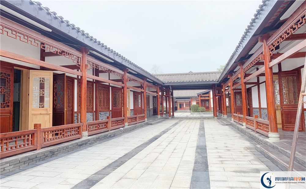 綿實外國語學校2020年錄取分數(shù)線是多少分？